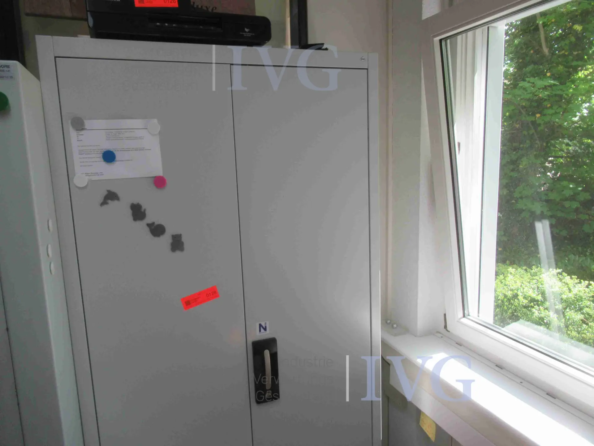 Stahl-Schrank 2-türig